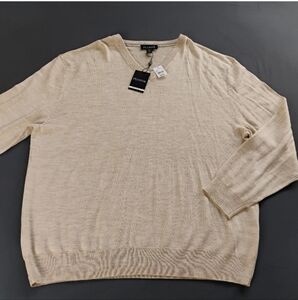 Jos A Bank Sweater Men's XL Beige Traveler 100% Merino Wool V-Neck Pullover NWT
